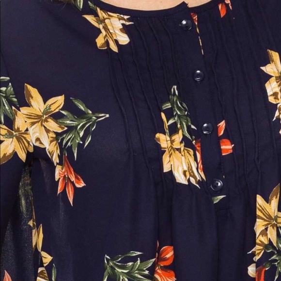 Navy Floral Pintuck Blouse - Picture 3 of 4